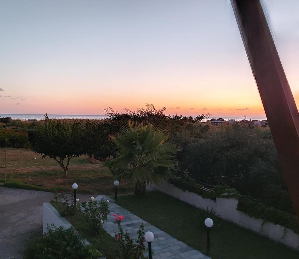 Villa Eleni 100M From The Sea Rapaniana Exterior photo